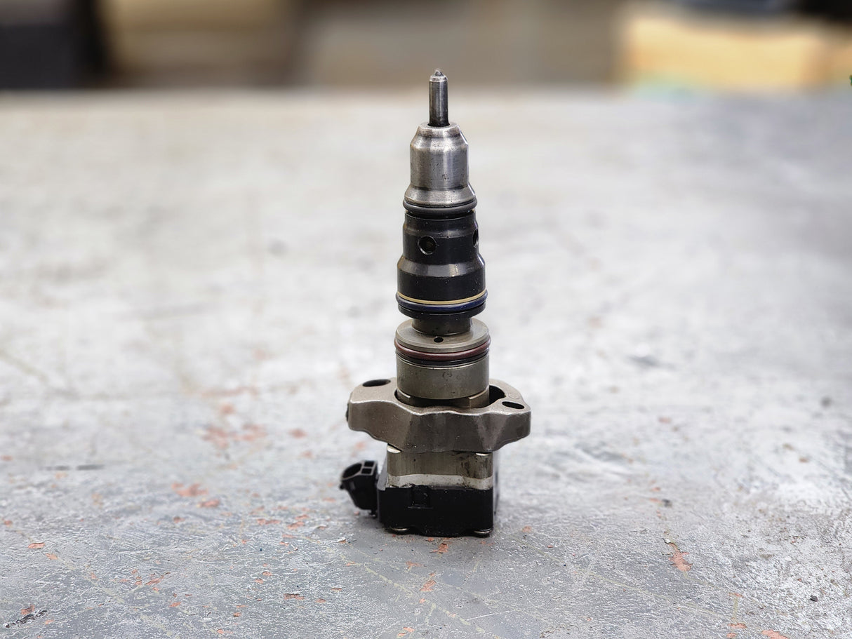 Caterpillar 3126 Engine Delphi Fuel Injector EX639348 W/ Holder Clamp 156-0221