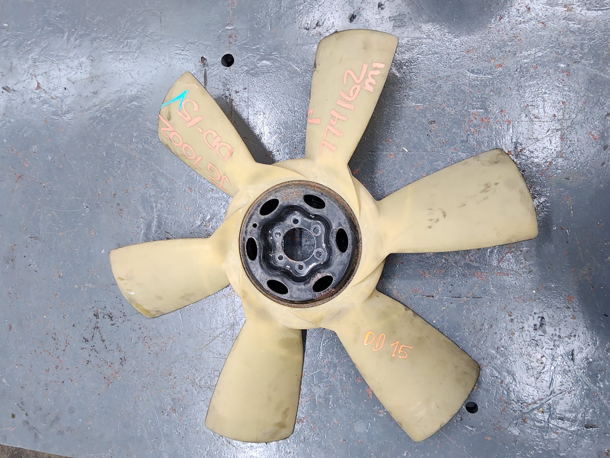 BORG WARNER 32” FAN BLADE For Sale