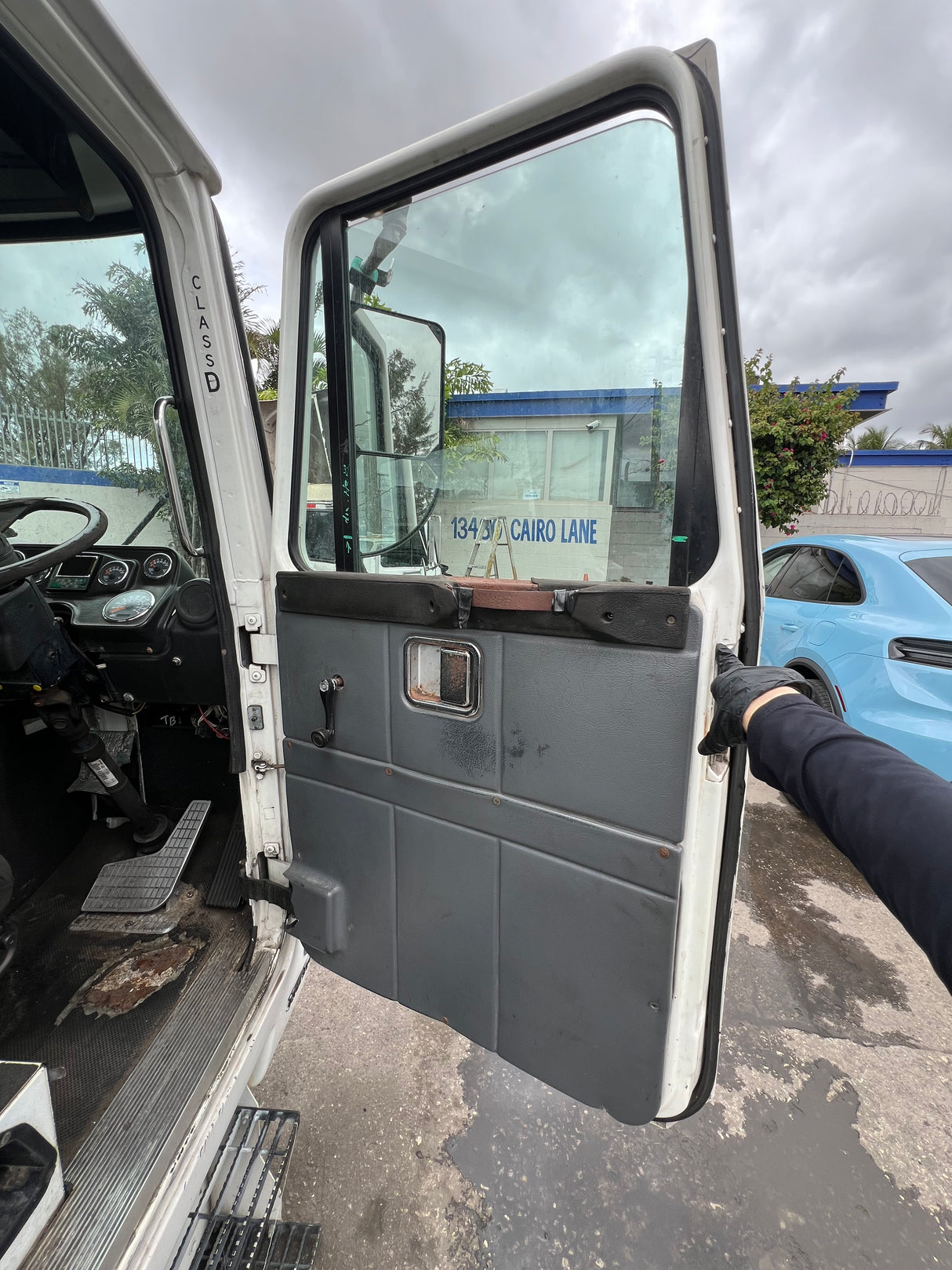 2014 AUTOCAR XPEDITOR DUAL DRIVER - L&R SIT CAB
