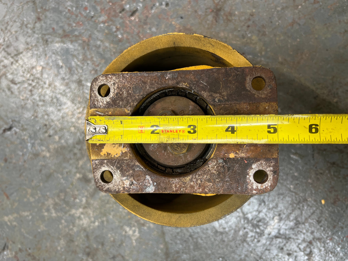 Caterpillar C7/3126 Engine Fan Drive Base & Bearing