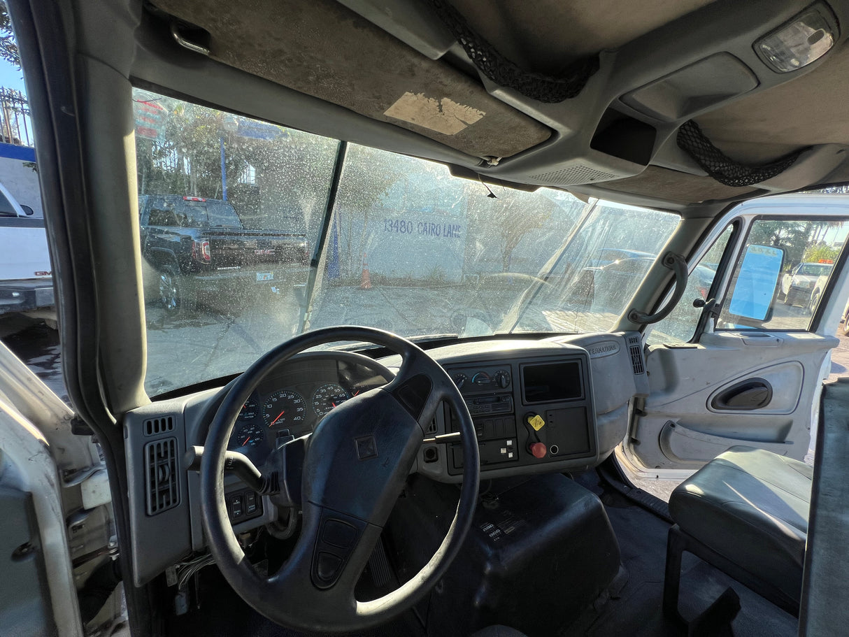 2004 International 8600 CAB For Sale