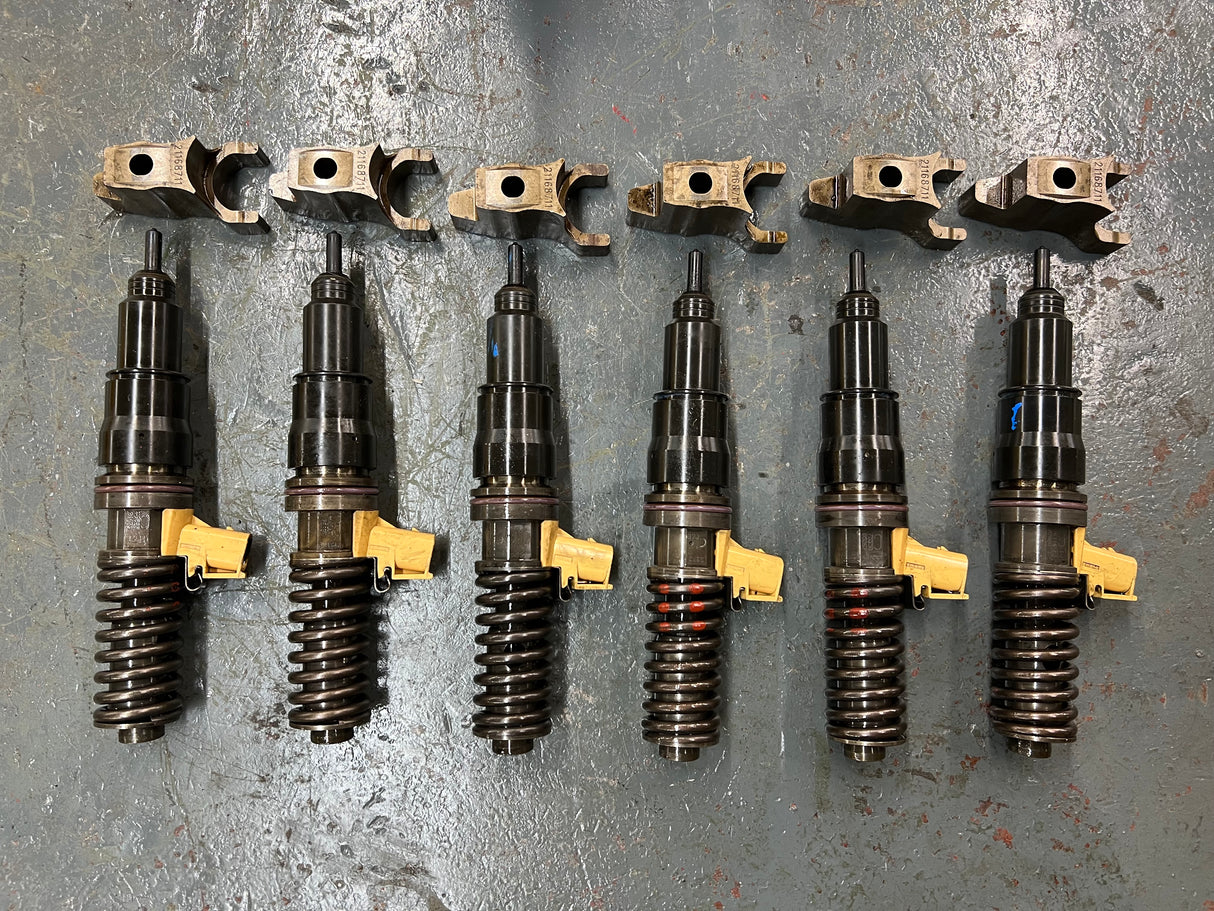 Mack MP7 Fuel Injectors 85013147 w/ Hold Down Clamp 21168711 For Sale