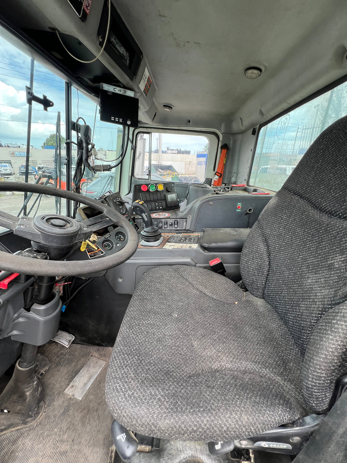 2016 MACK MRU613 Low CAB Forward (LCF) Shell For Sale, 600 Series