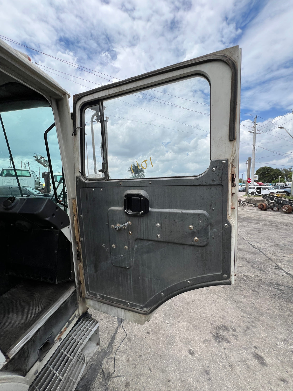 2016 MACK MRU613 Low CAB Forward (LCF) Shell For Sale, 600 Series