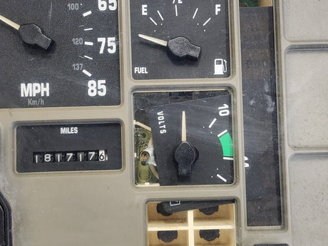 International 3513341C91 Instrument Cluster Dashboard