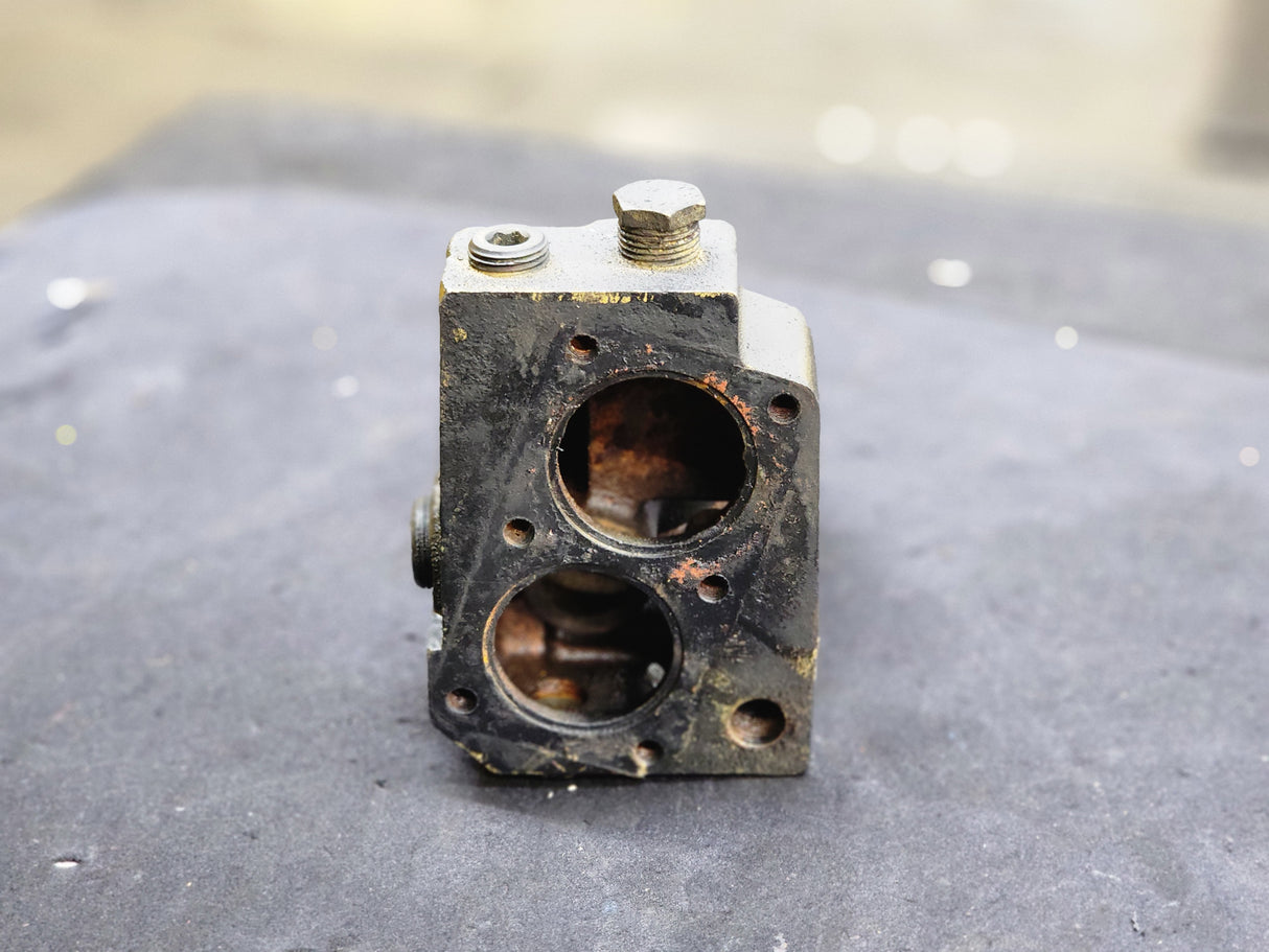 Caterpillar C7/3126 Engine Thermostat Housing 133-3730 CAT -01- For Sale