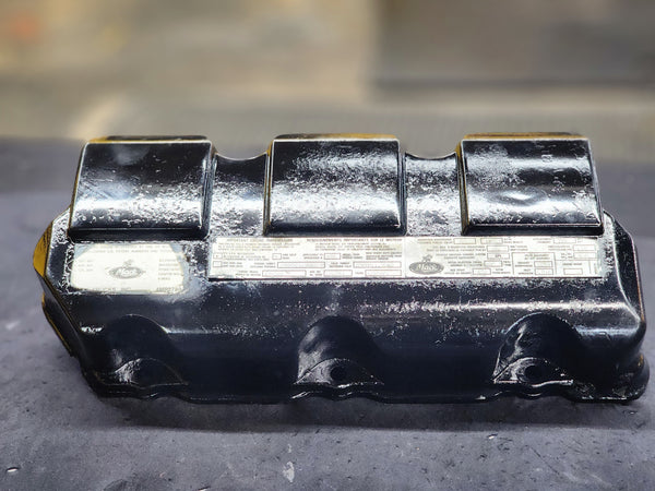 2001 OEM Mack ETEC E7-300 4MR2780 Diesel Engine Valve Cover 337GB537 For Sale