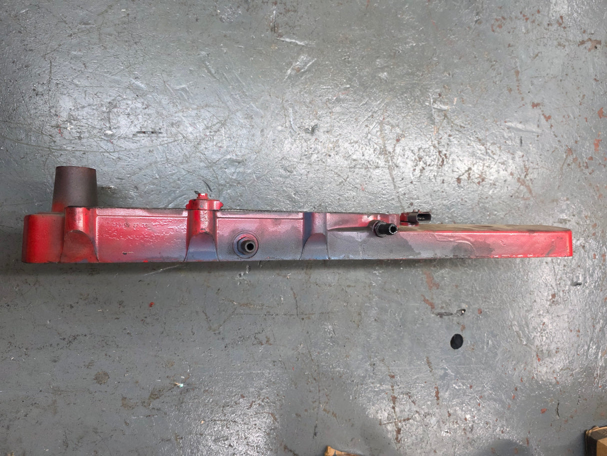 Cummins ISB6.7L Diesel Engine Valve Cover Part # 4944083