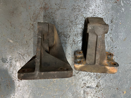 OEM GMC / Chevrolet Rear Engine Mount Bracket / Flywheel Housing Support For Sale