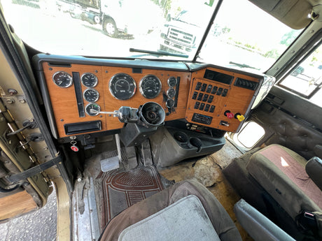 1997 International 9200 SBA Cab For Sale