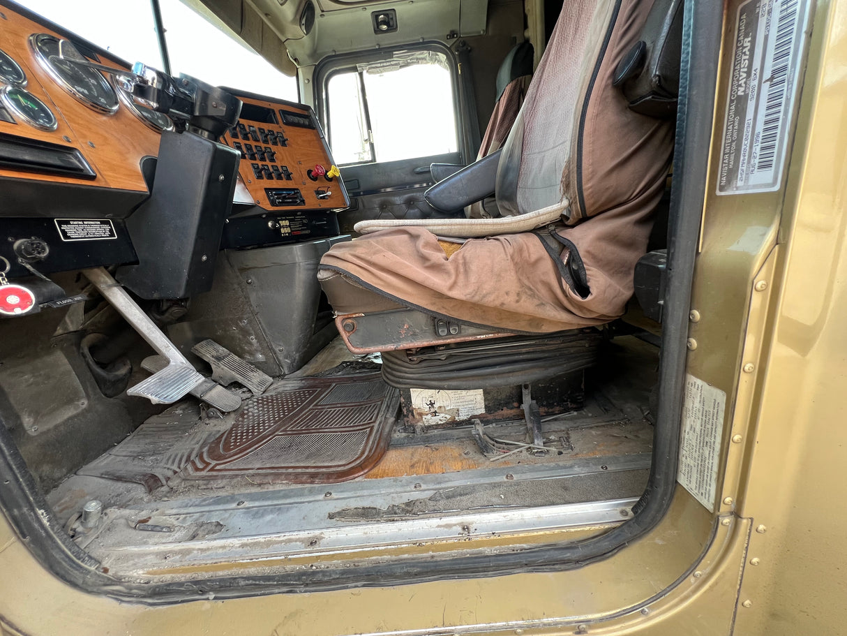 1997 International 9200 SBA Cab For Sale