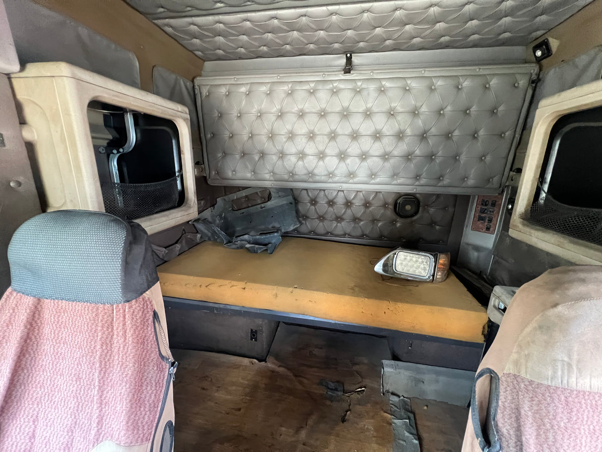 1997 International 9200 SBA Cab For Sale