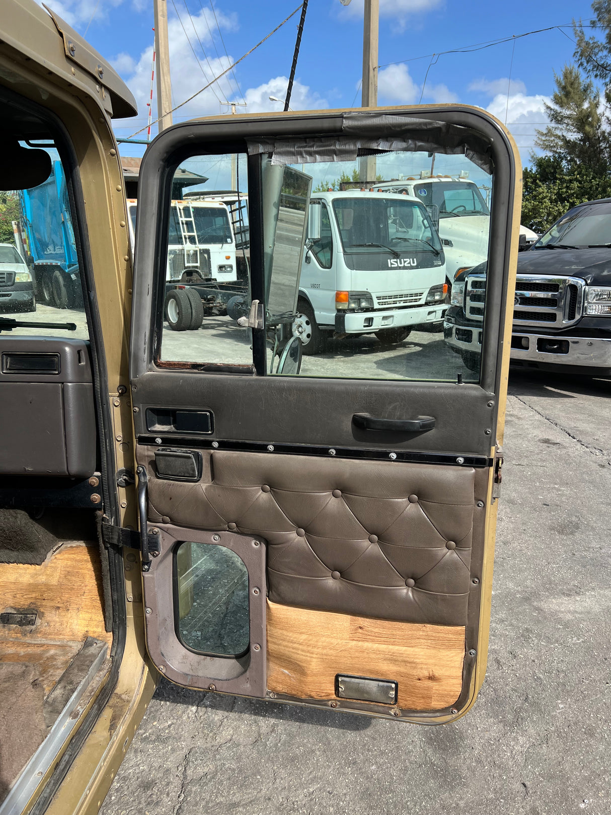 1997 International 9200 SBA Cab For Sale