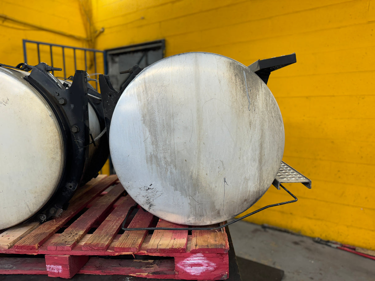 84 Gallon Sterling Fuel Tank Part # 3510760C98 For Sale