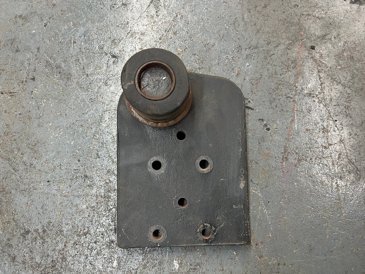 Cummins ISL9 Flywheel Housing Support Part # A1200151-002 For Sale, RIGHT / PASSENGER'S SIDE