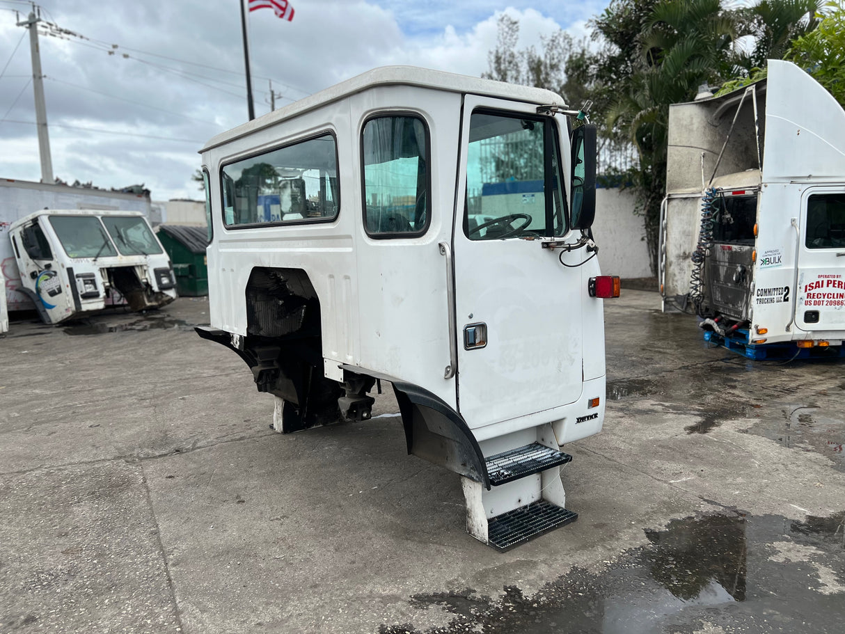 2014 AUTOCAR XPEDITOR DUAL DRIVER - L&R SIT CAB