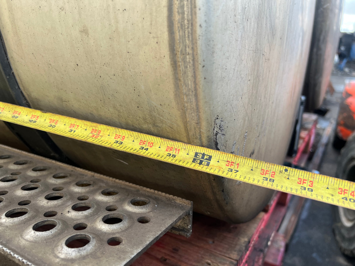 Freightliner Cascadia Aluminum Fuel Tank Part # 3510761C95, Passenger's Side, 84 Gallons