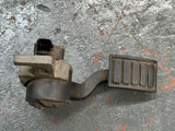 2006 Volvo Accelerator Pedal 133667