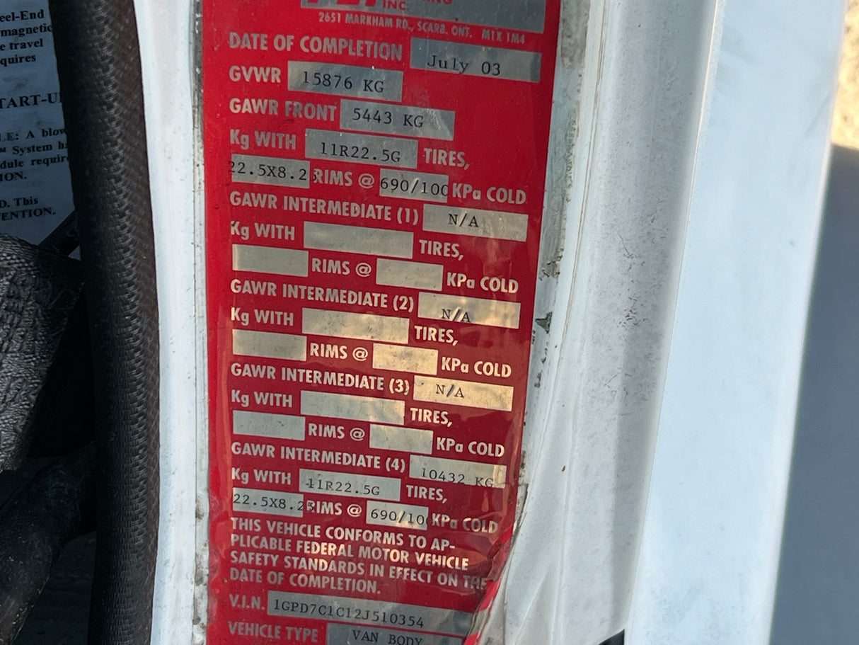 2002 GMC T7500 Tilt Cab Shell