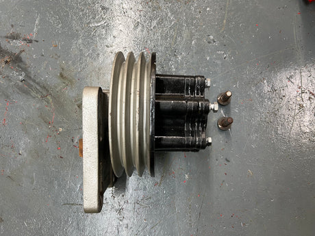 Detroit 6V92TA Fan Clutch Part # 5103868, 3-Grooved Pulley Part # 5103863-14-WF1M
