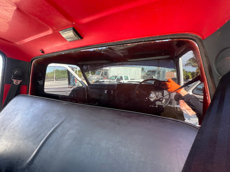 1994 FORD F700 Conventional CAB Shell