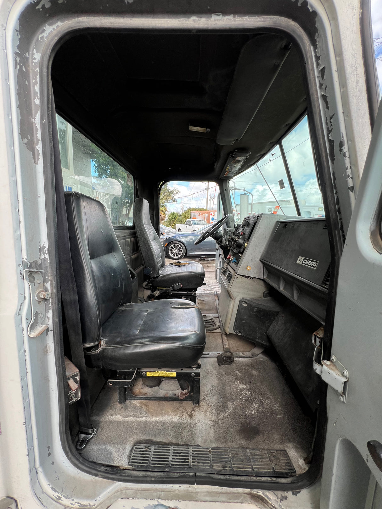 1995 Mack CH613 Conventional CAB Shell For Sale