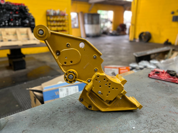 Caterpillar C15 Alternator / Compressor Support Bracket Part # 259-0555, 233-6138 For Sale