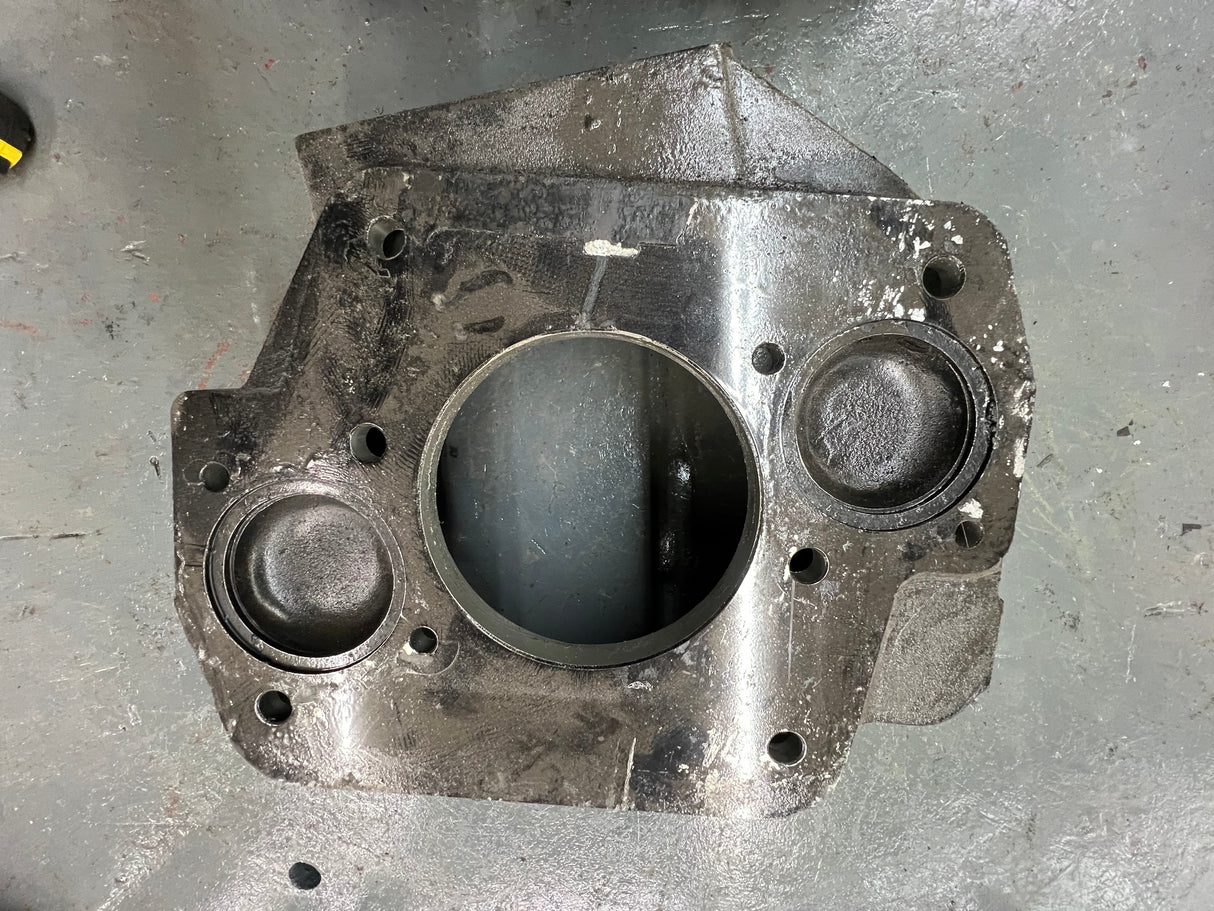 Eaton-Fuller Aluminum Bell Housing CM1-04