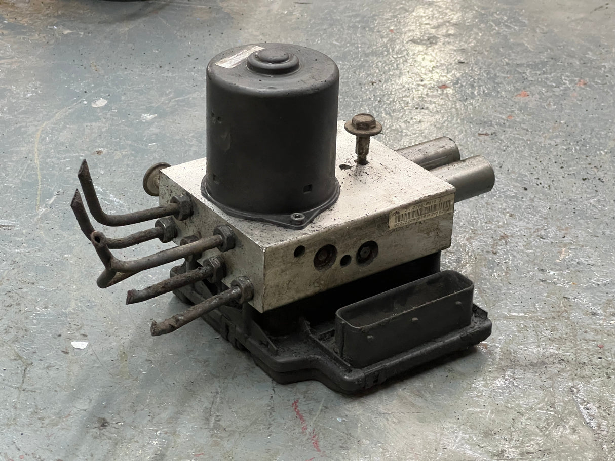 Chevrolet C7500 ABS Brake Controller Module Part # 25 0208-0010 3 For Sale