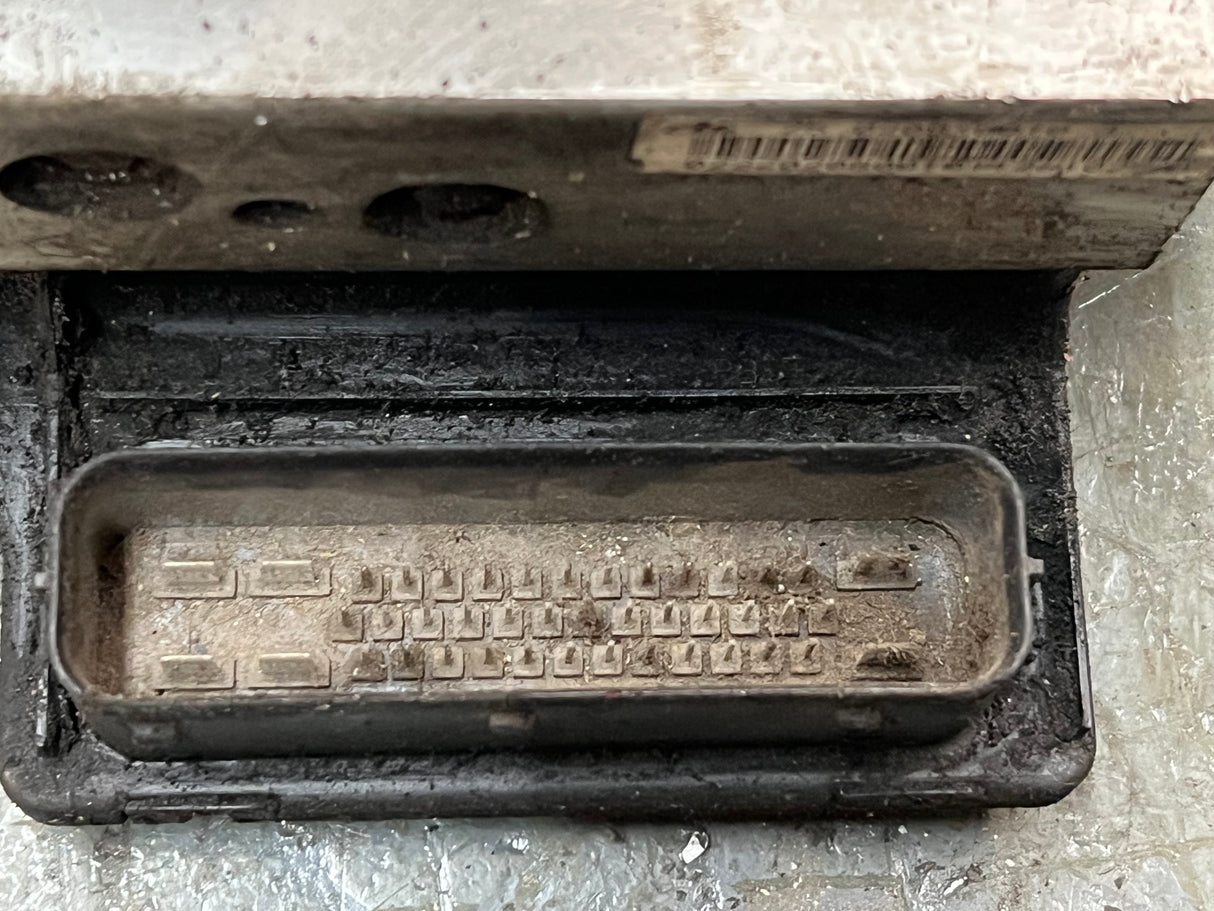 Chevrolet C7500 ABS Brake Controller Module Part # 25 0208-0010 3 For Sale