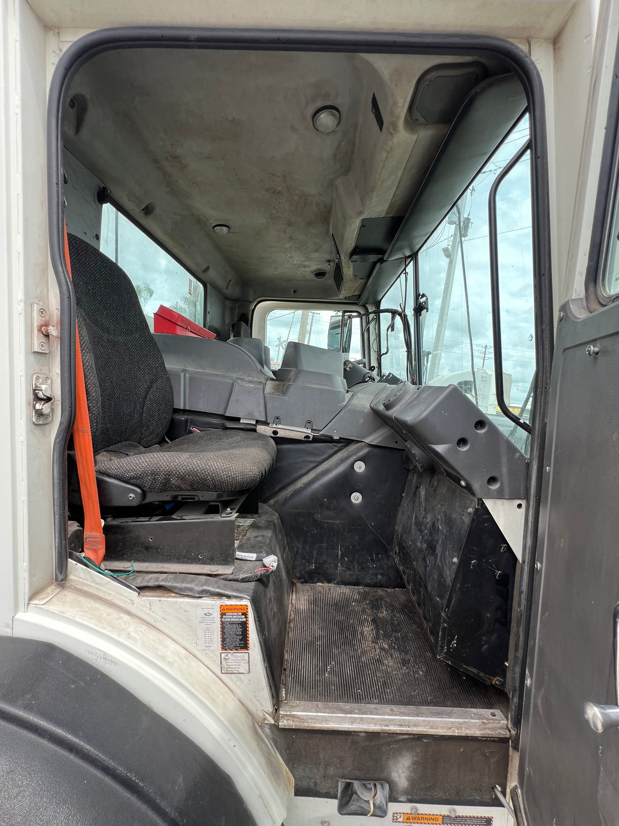 2016 MACK MRU613 Low CAB Forward (LCF) Shell For Sale, 600 Series